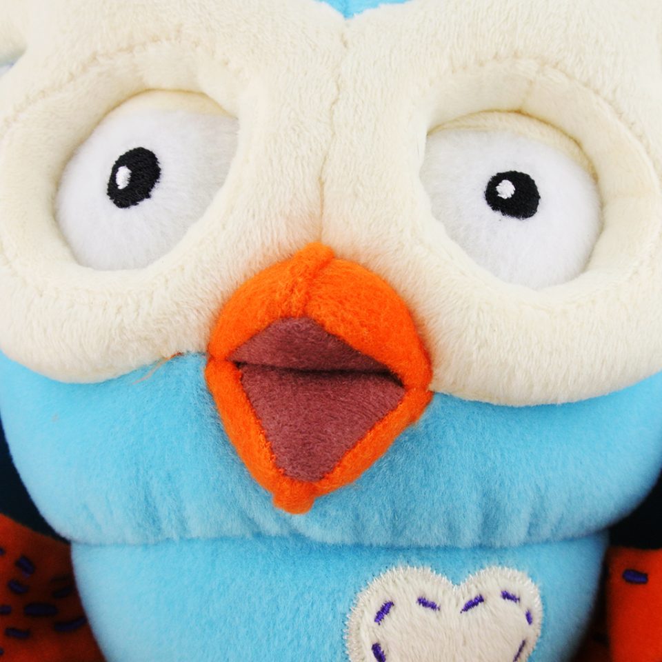 giggle-and-hoot-talking-hoot-plush-square-960x960.jpg