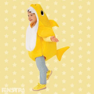 From the sea to your toy box, this cuddly Baby Shark costume comes complete with the famous song plus a dorsal fin, made from yellow and white plush polyester fabric.