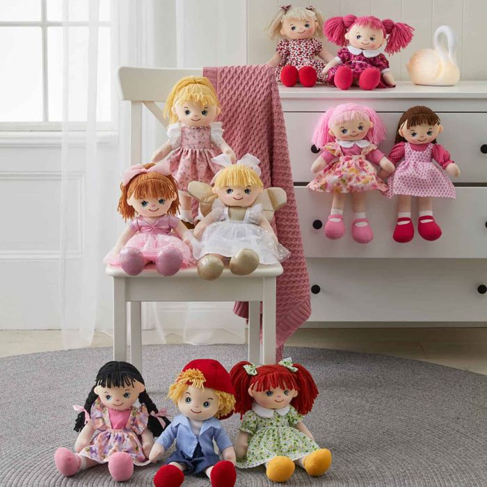 Collect Freya and all her adorably cute friends from the My Best Friend dolls collection.