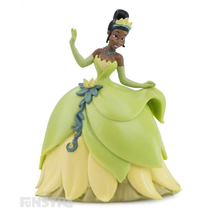 'The only way that you can get what you want in this world is through hard work.' Tiana is gifted cook with dreams of opening her own restaurant and the figurine is great for imaginative play and makes a cute cake topper for your Disney Princess party.
