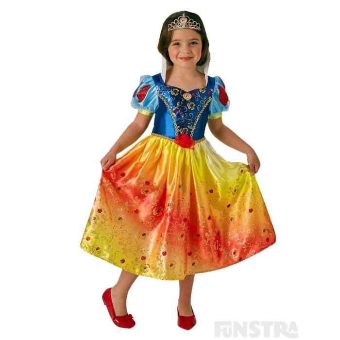 Live the fairytale dream and become the fairest of them all when you dress up as Snow White from Snow White and the Seven Dwarfs with this beautiful Disney Princess costume for children.
