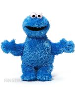 The lovable and huggable foodie, Cookie Monster, from the Sesame Street GUND plushy collection loves eating cookies and will surely brighten any day!