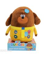 Press Duggee's badges to hear music and phrases from the show. The omelette badge plays super catchy exercise music, the balloon badge plays a party song, the rain dance badge plays a song to make it rain and press the hug badge for a Duggee hug!