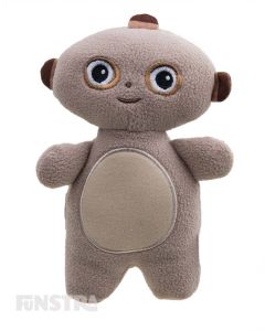 The Makka Pakka beanie plush toy is the perfect size for little hands and a cute friend for children that love the children's television series to take wherever they go.