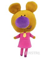 Cuddle the Norrie the mouse and collect all the characters from the plushy collection of Hey Duggee squirrels.